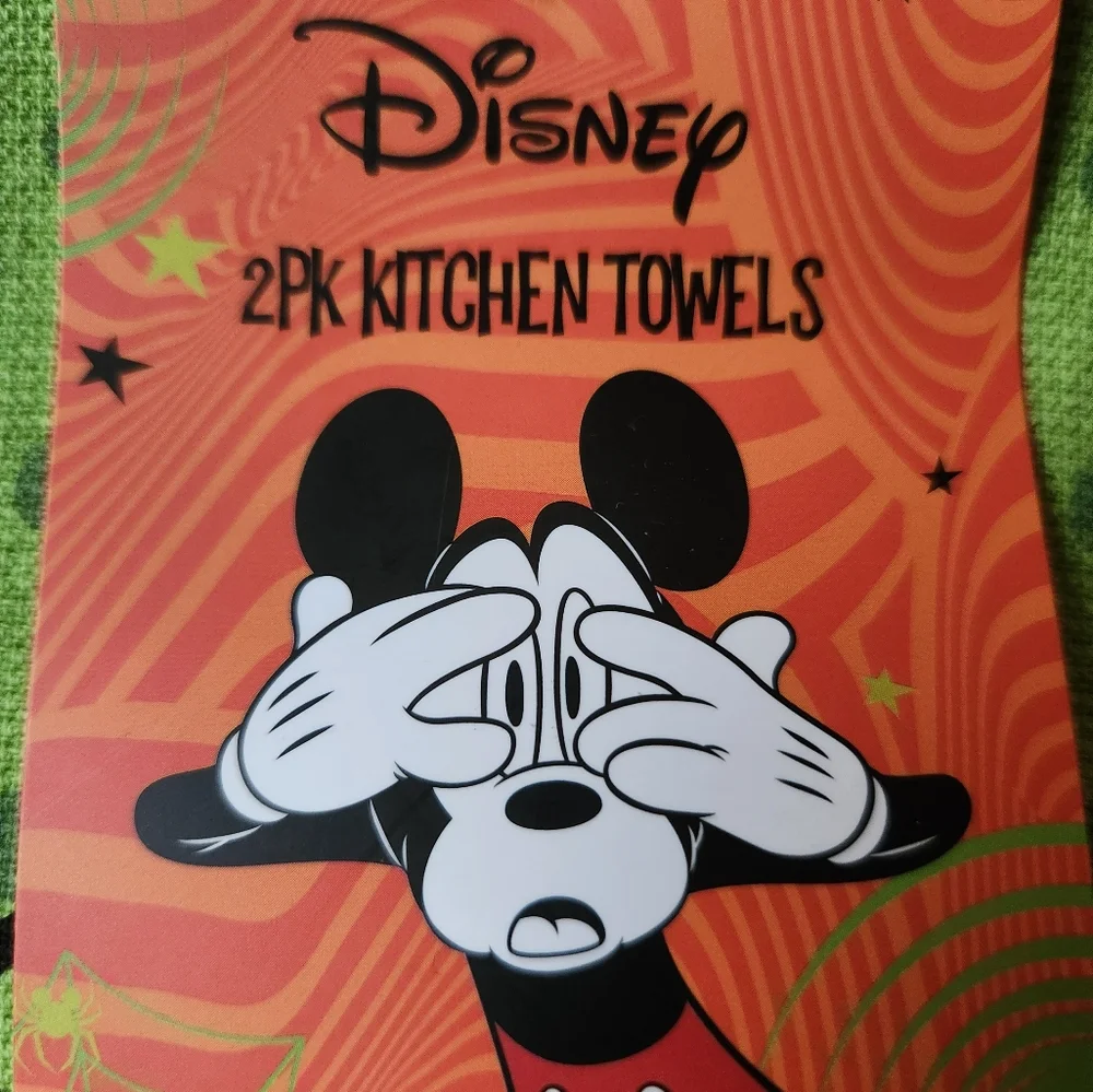 Mickey Mouse Halloween Kitchen Towels Set Of 2 NWT